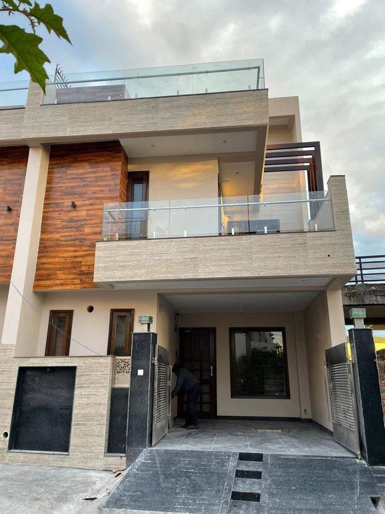 WhatsApp Image 2025-06-23 at 10.26.50 AM (1)