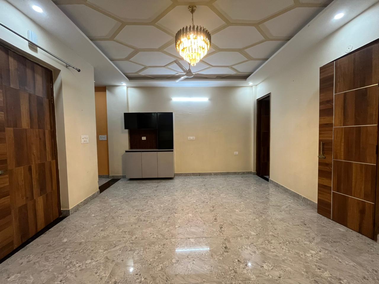 WhatsApp Image 2025-08-08 at 12.08.42 PM (1)