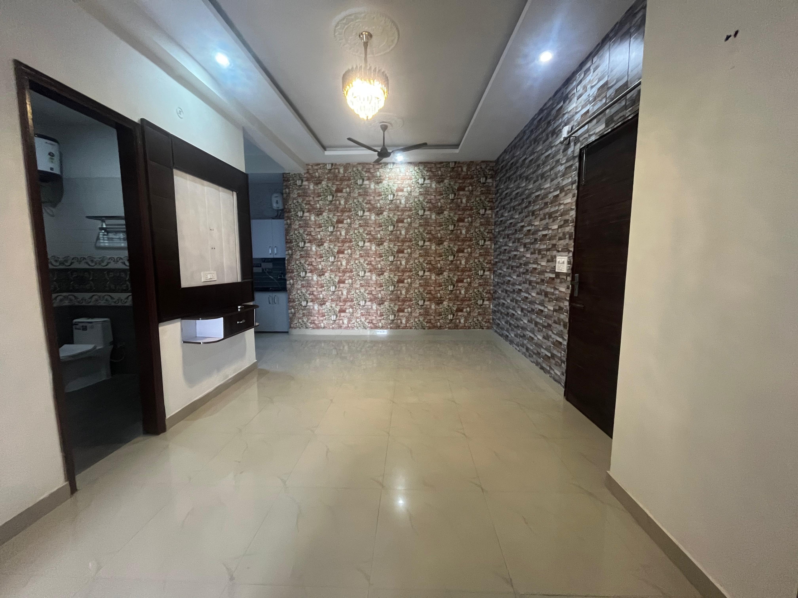 WhatsApp Image 2025-08-24 at 10.53.03 AM (2)